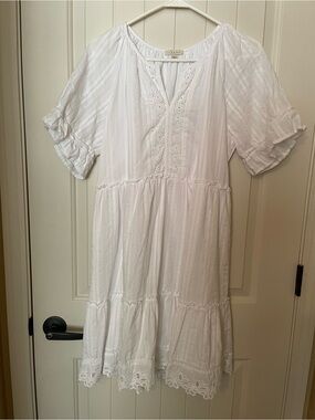 Lightweight White Eyelet Tiered Dress - Unbranded
